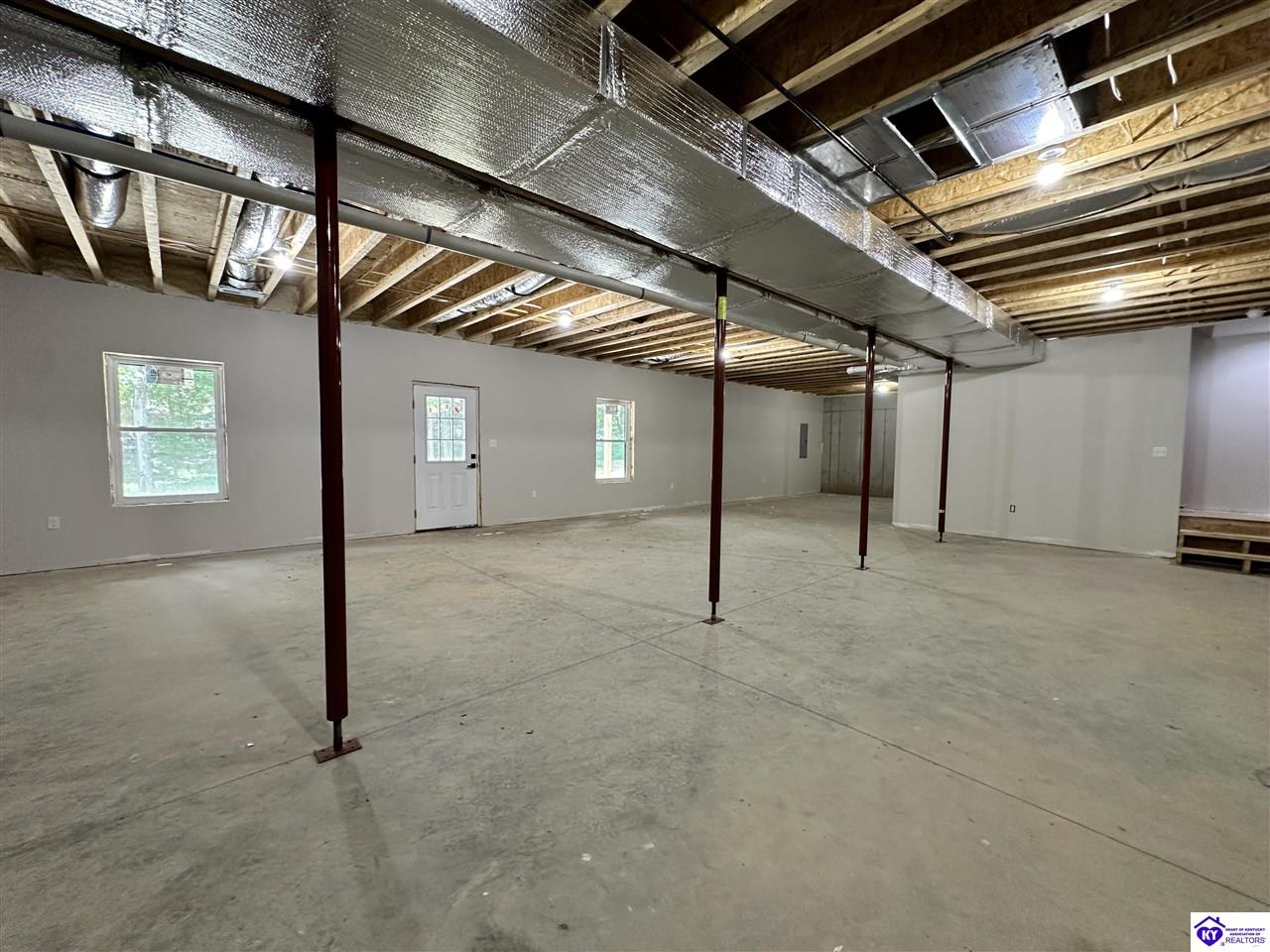 Listing Picture 1006 Deer Park Campbellsville, KY 42718 MLS HK23004127