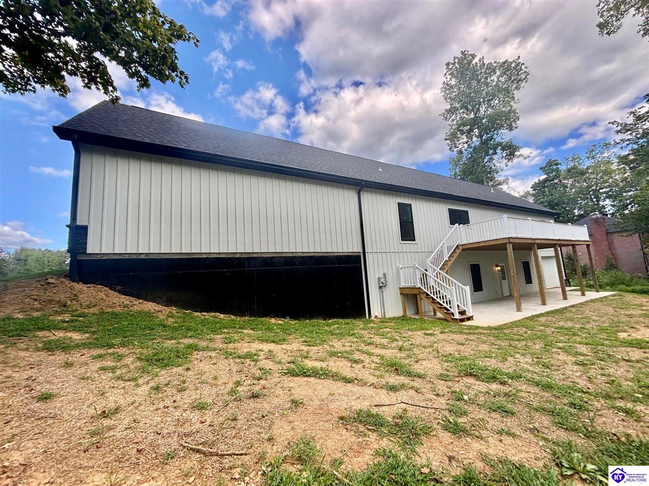 Listing Picture 1006 Deer Park Campbellsville, KY 42718 MLS HK23004127