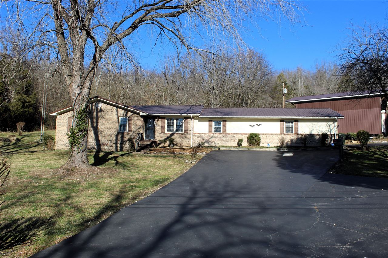 15985 Louisville Road, Smiths Grove, KY 42171