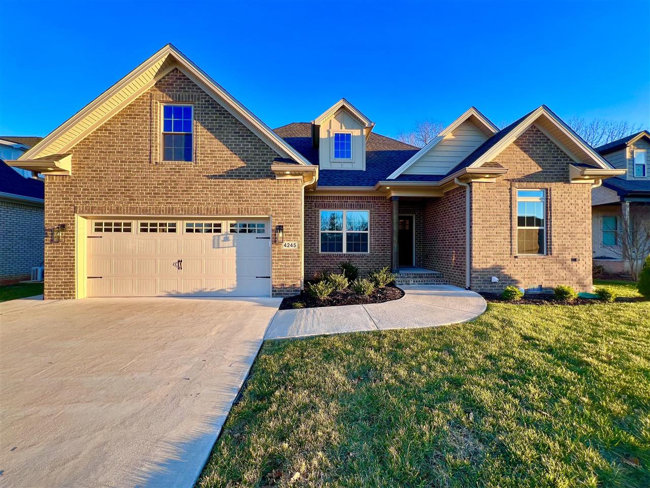 4245 Legacy Pointe Street, Bowling Green, KY 42104