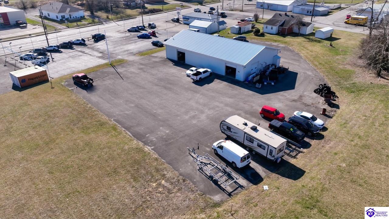 Listing Picture 707 E Broadway Street Campbellsville, KY 42718 MLS HK24000423