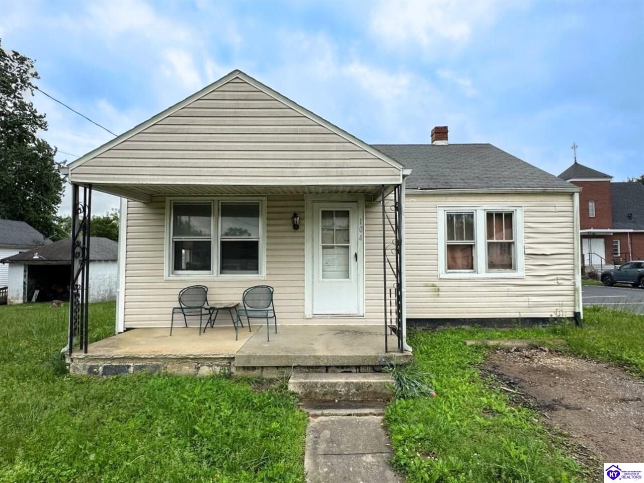 104 E Hord StCampbellsville,&nbsp;KY&nbsp;42718