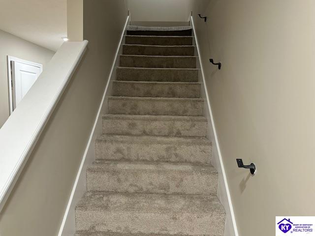 Listing Picture 204 A Hunter Lane Elizabethtown, KY 42701 MLS HK24000869