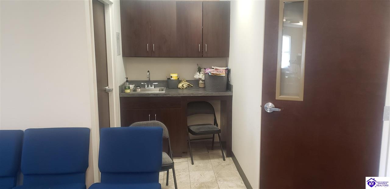 Listing Picture 1615 W Lincoln Trail Boulevard Radcliff, KY 40160 MLS HK24000924