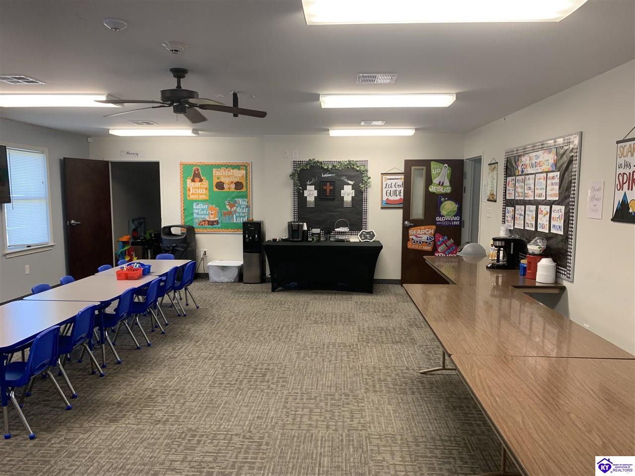 Listing Picture 1615 W Lincoln Trail Boulevard Radcliff, KY 40160 MLS HK24000924