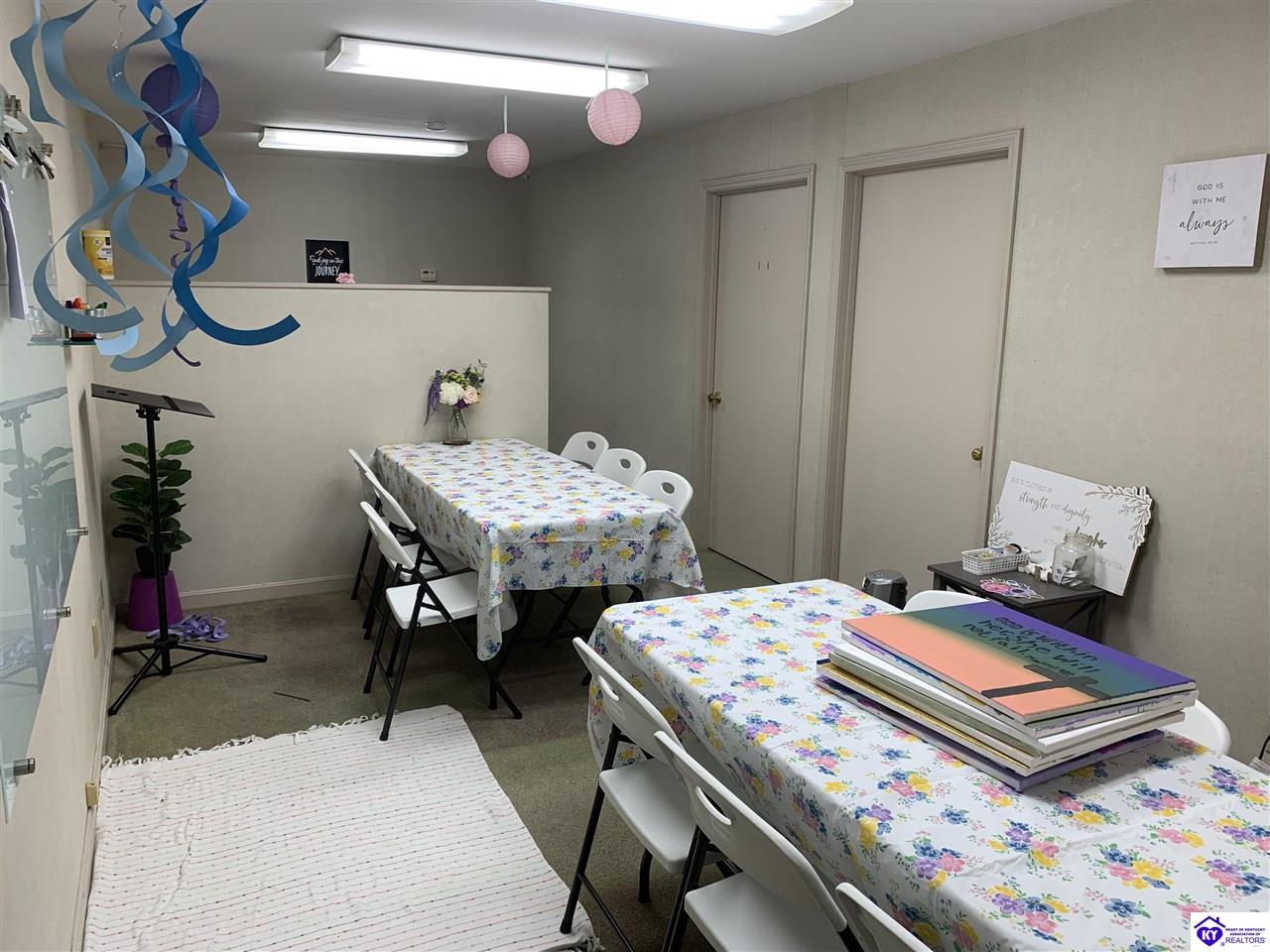 Listing Picture 1615 W Lincoln Trail Boulevard Radcliff, KY 40160 MLS HK24000924