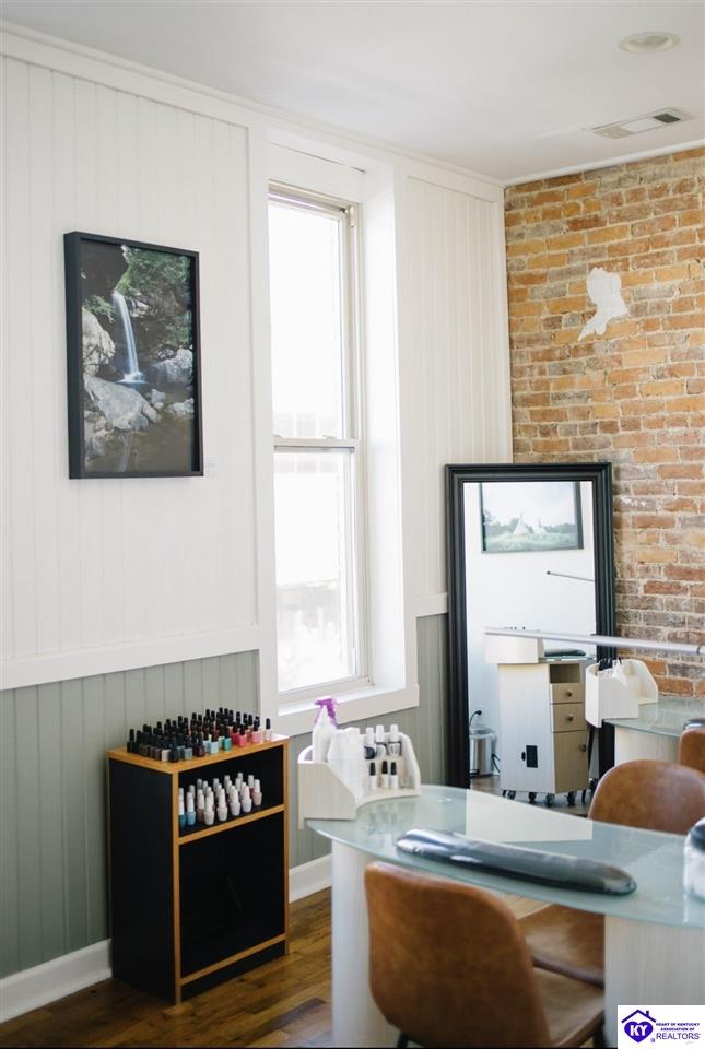 130 E Main Street Campbellsville, KY 42718 #4