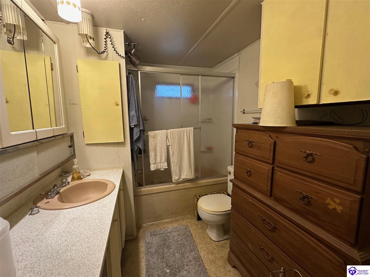 Listing Picture 28 Eddings Lane Scottsville, KY 42164 MLS HK24001039