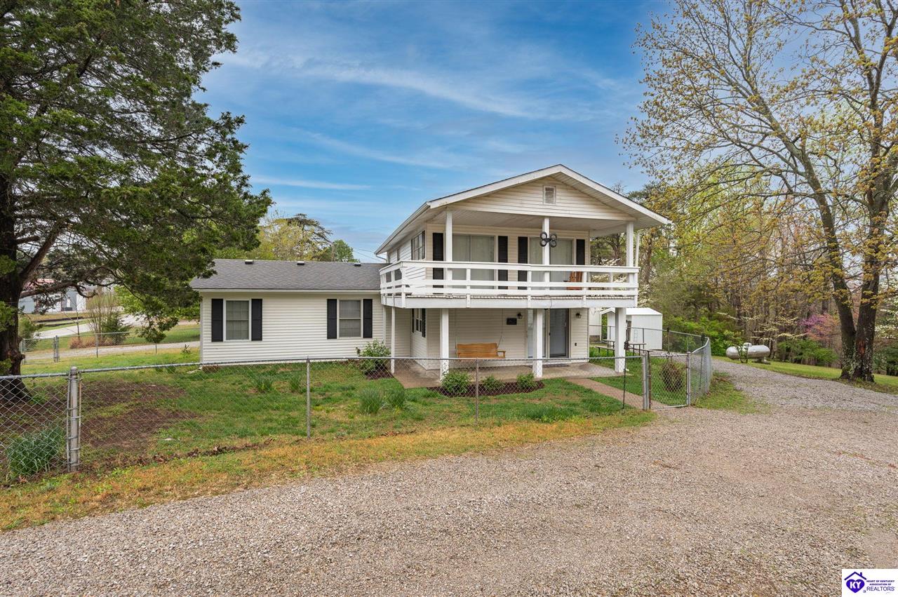 636 Twin Coves Road, Clarkson, KY 42726