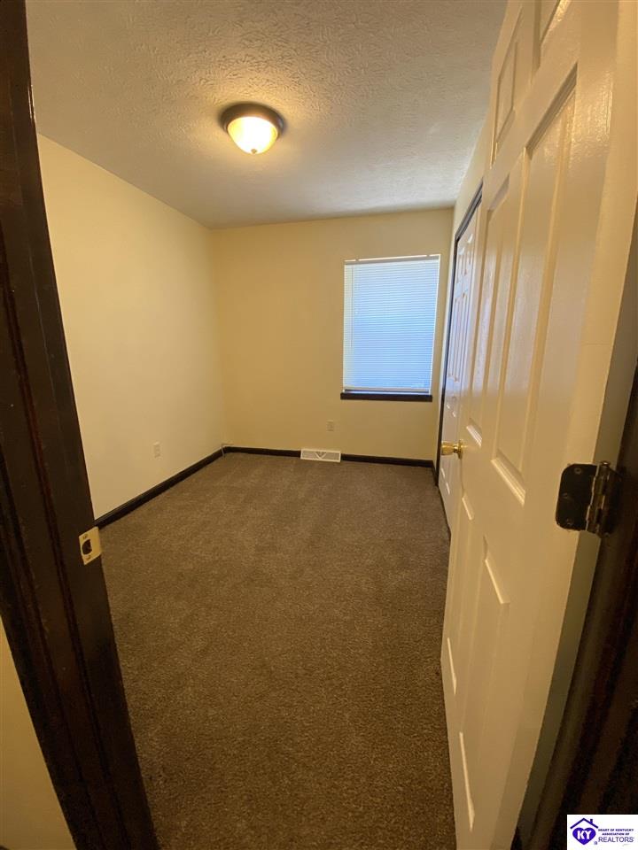 105 Candy Court Radcliff, KY 40160 #4