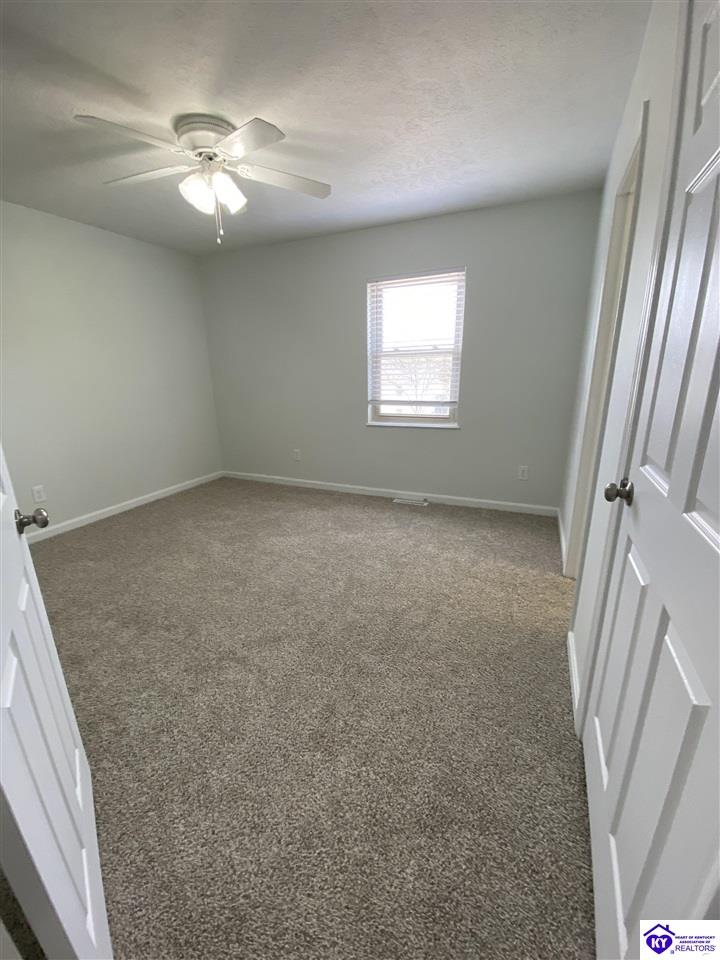 2634 Lake Road North Radcliff, KY 40160 #2