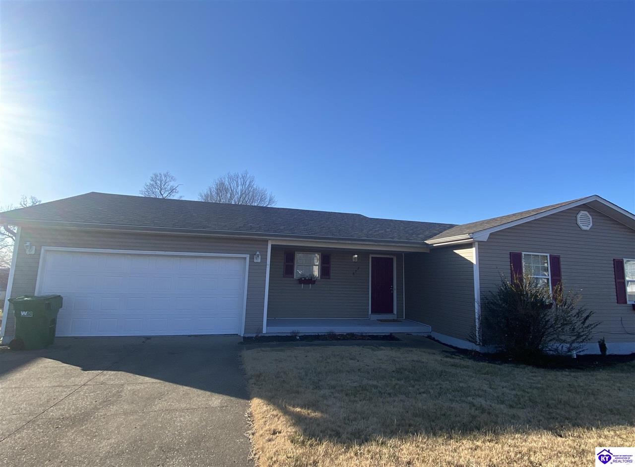 872 Shelby AvenueRadcliff, KY 40160