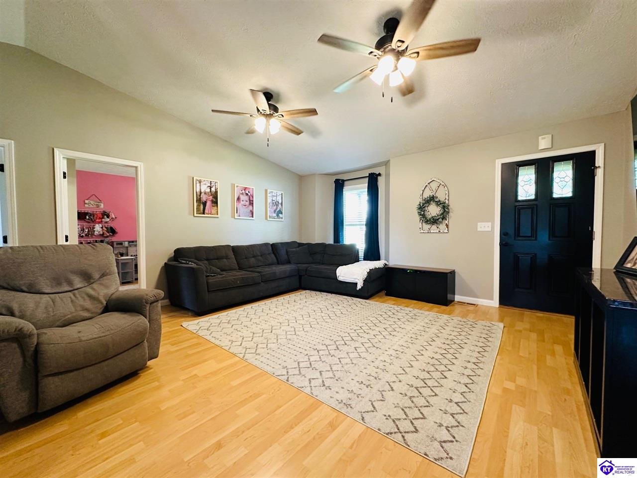 Listing Picture 975 Christerson Lane Campbellsville, KY 42718 MLS HK24001929