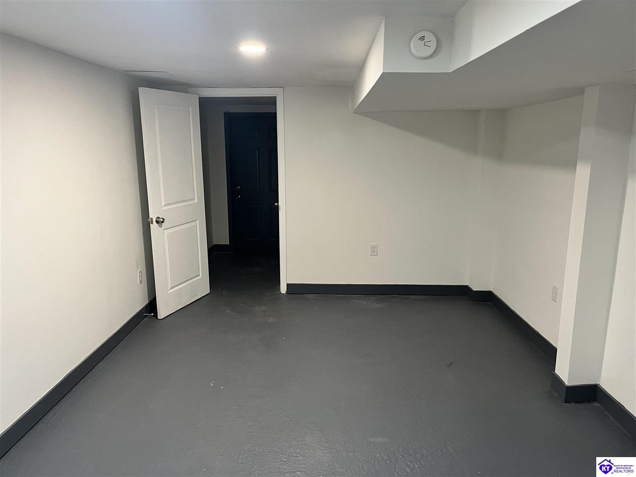 Listing Picture 606 Bush Lane Elizabethtown, KY 42701 MLS HK24002206