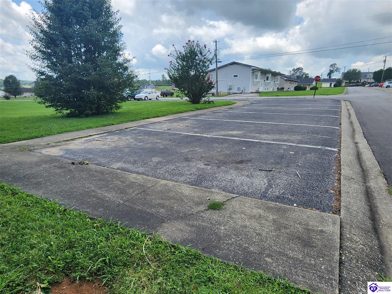 Listing Picture 830 Palmetto Loop Glendale, KY 42740 MLS HK24002324