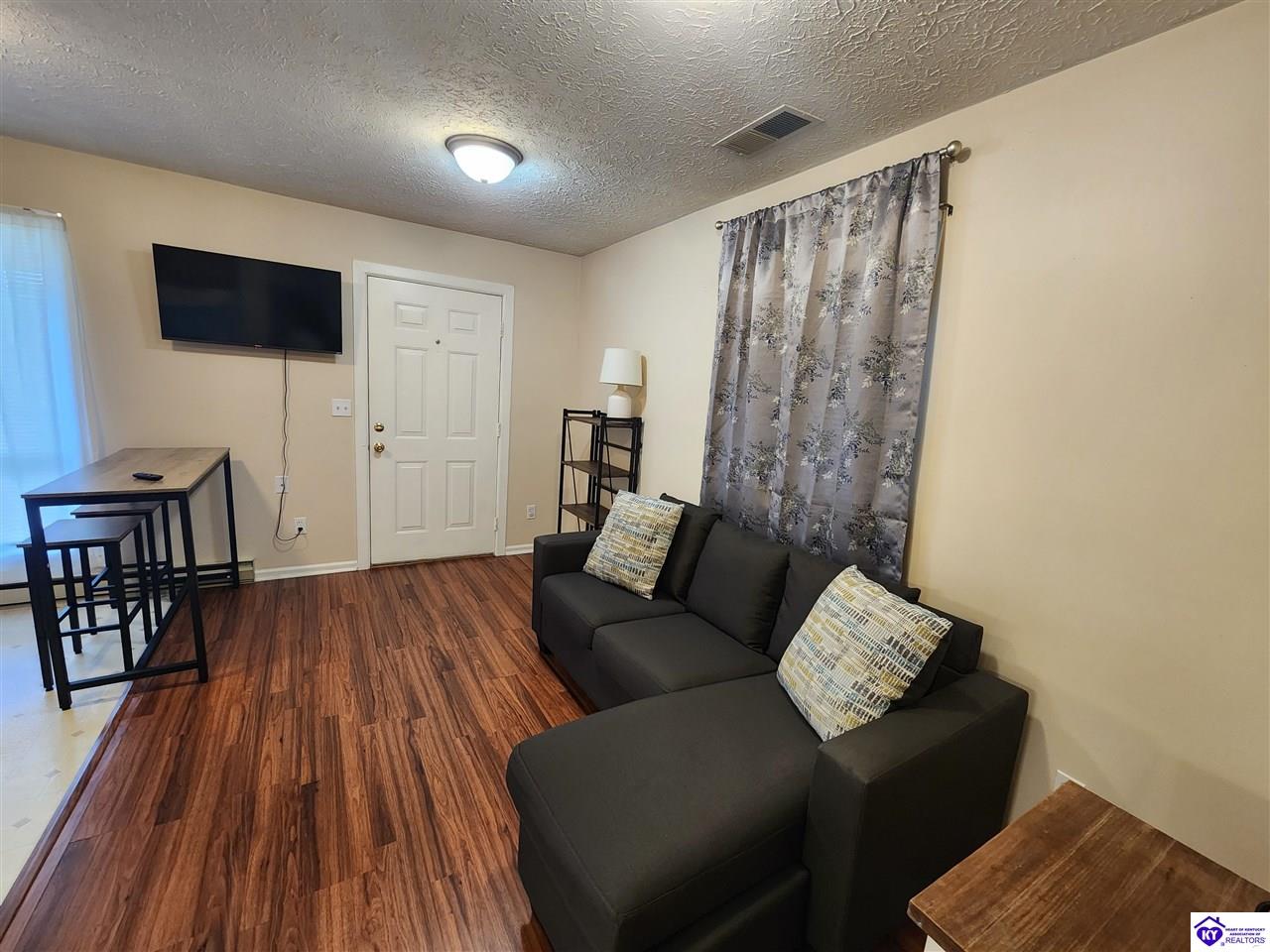 Listing Picture 830 Palmetto Loop Glendale, KY 42740 MLS HK24002324