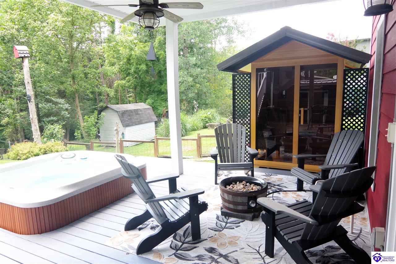 Listing Picture 730 Lakeview Circle Clarkson, KY 42726 MLS HK24002572