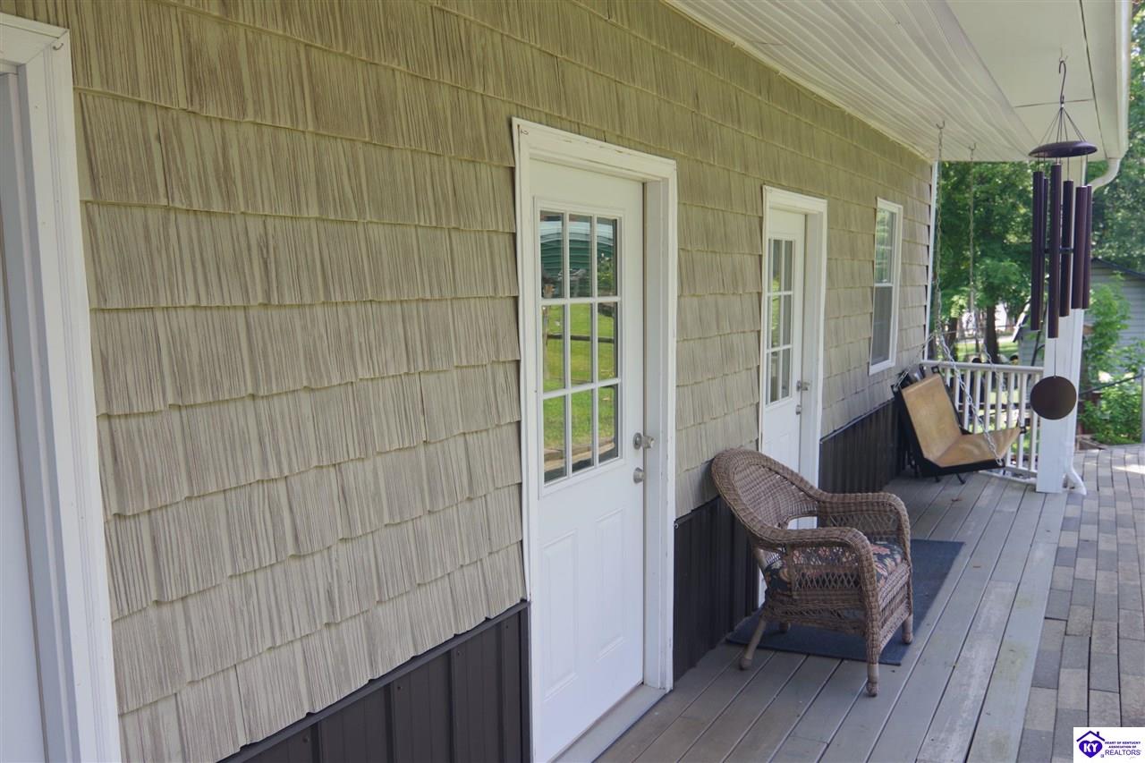 Listing Picture 730 Lakeview Circle Clarkson, KY 42726 MLS HK24002572