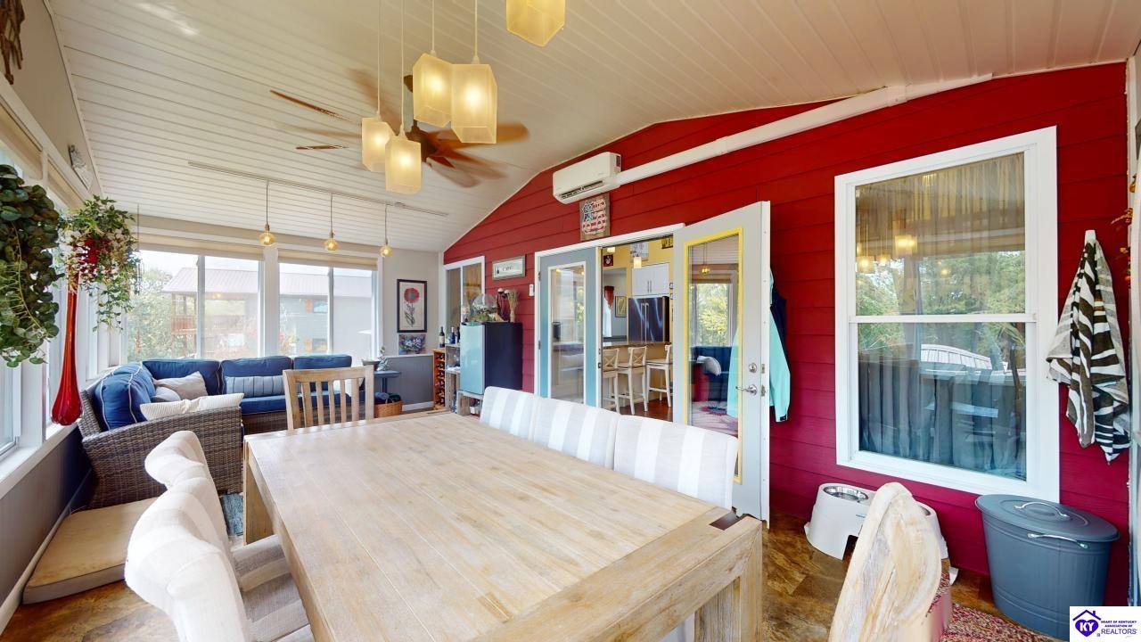 Listing Picture 730 Lakeview Circle Clarkson, KY 42726 MLS HK24002572