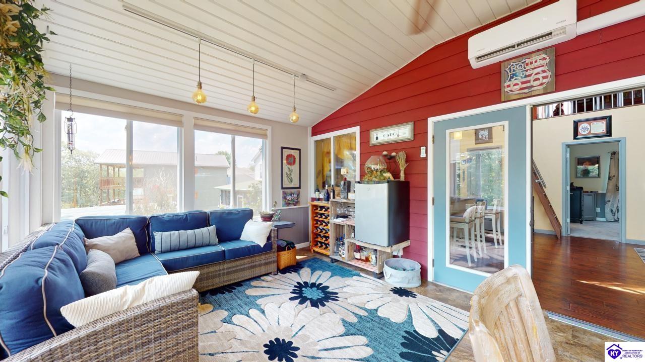 Listing Picture 730 Lakeview Circle Clarkson, KY 42726 MLS HK24002572