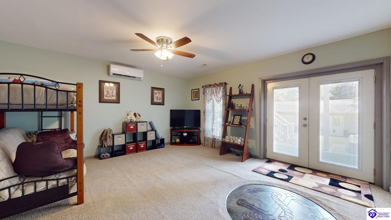 Listing Picture 730 Lakeview Circle Clarkson, KY 42726 MLS HK24002572