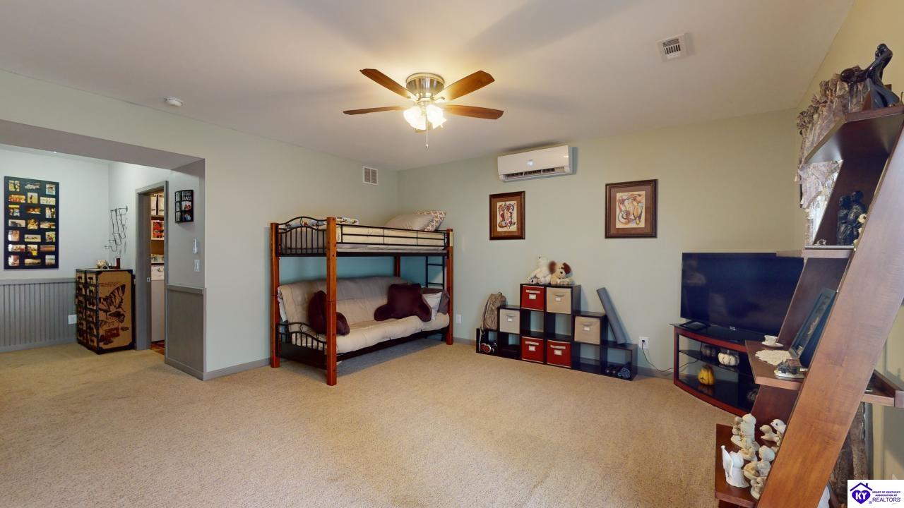 Listing Picture 730 Lakeview Circle Clarkson, KY 42726 MLS HK24002572