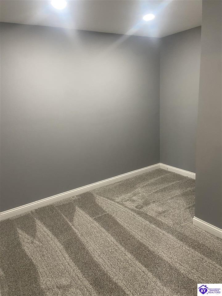 Listing Picture 409 Wakefield Drive Elizabethtown, KY 42701 MLS HK24002633