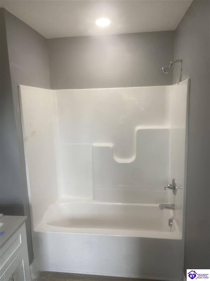 Listing Picture 409 Wakefield Drive Elizabethtown, KY 42701 MLS HK24002633