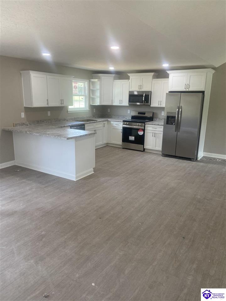 Listing Picture 409 Wakefield Drive Elizabethtown, KY 42701 MLS HK24002633