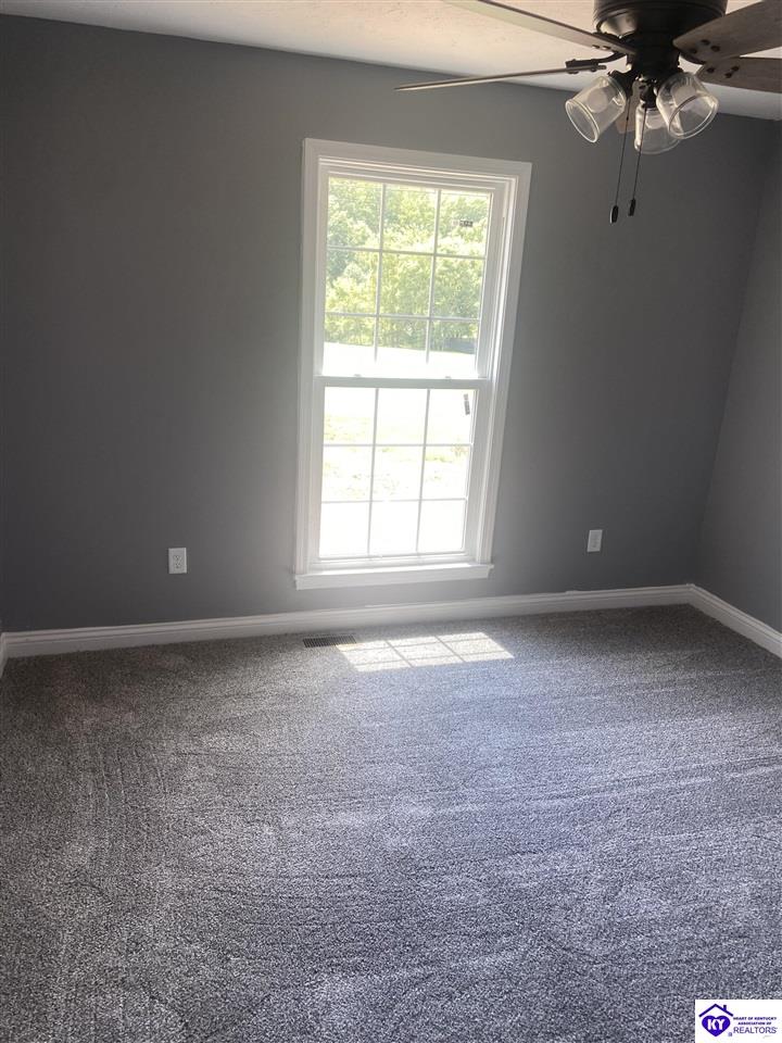 Listing Picture 409 Wakefield Drive Elizabethtown, KY 42701 MLS HK24002633