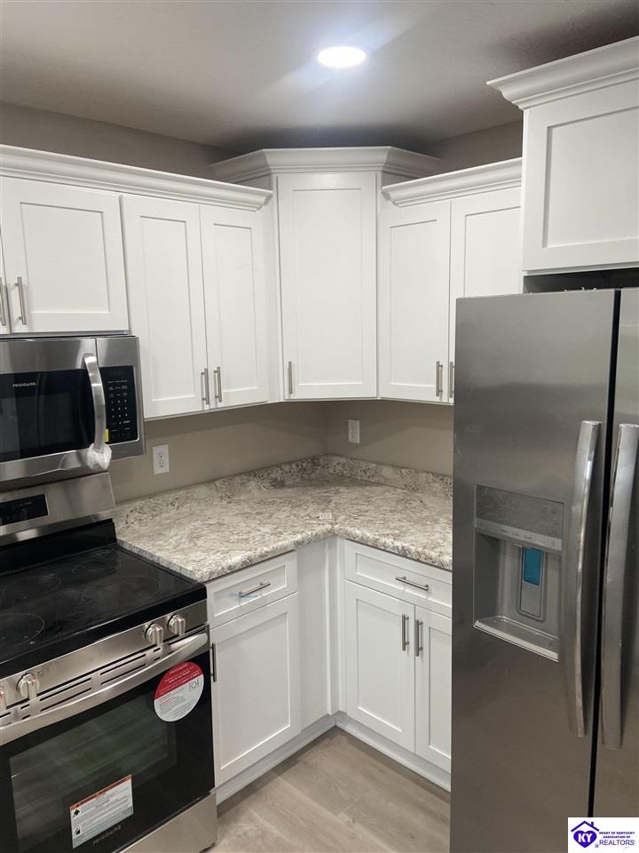 Listing Picture 50 SW Leesville Court Elizabethtown, KY 42701 MLS HK24002635