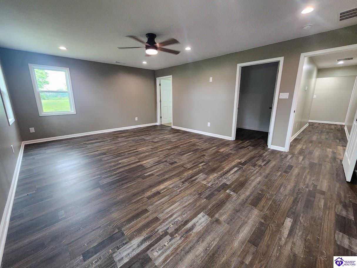 Listing Picture 7610 Liberty Road Campbellsville, KY 42718 MLS HK24002710