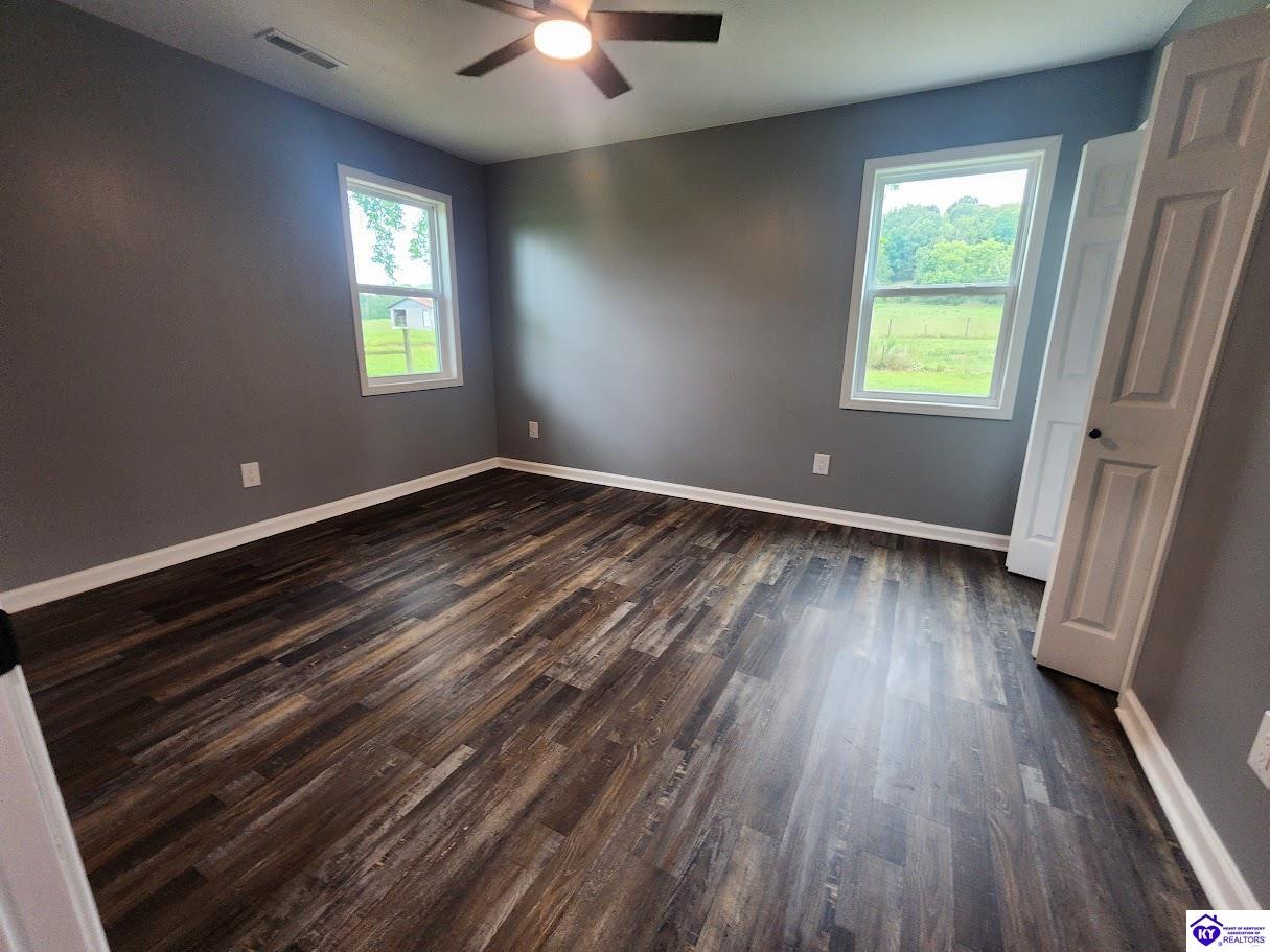 Listing Picture 7610 Liberty Road Campbellsville, KY 42718 MLS HK24002710