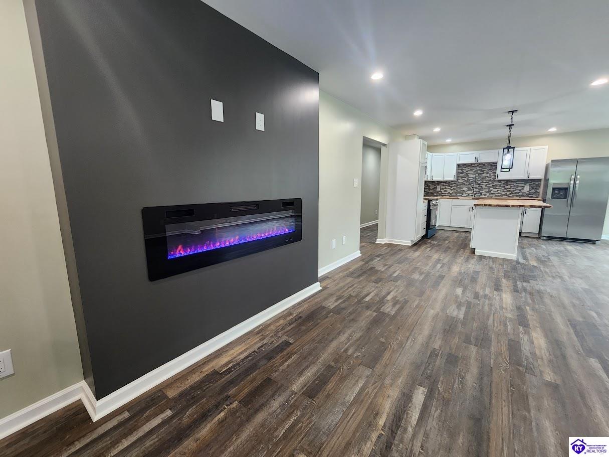 Listing Picture 7610 Liberty Road Campbellsville, KY 42718 MLS HK24002710