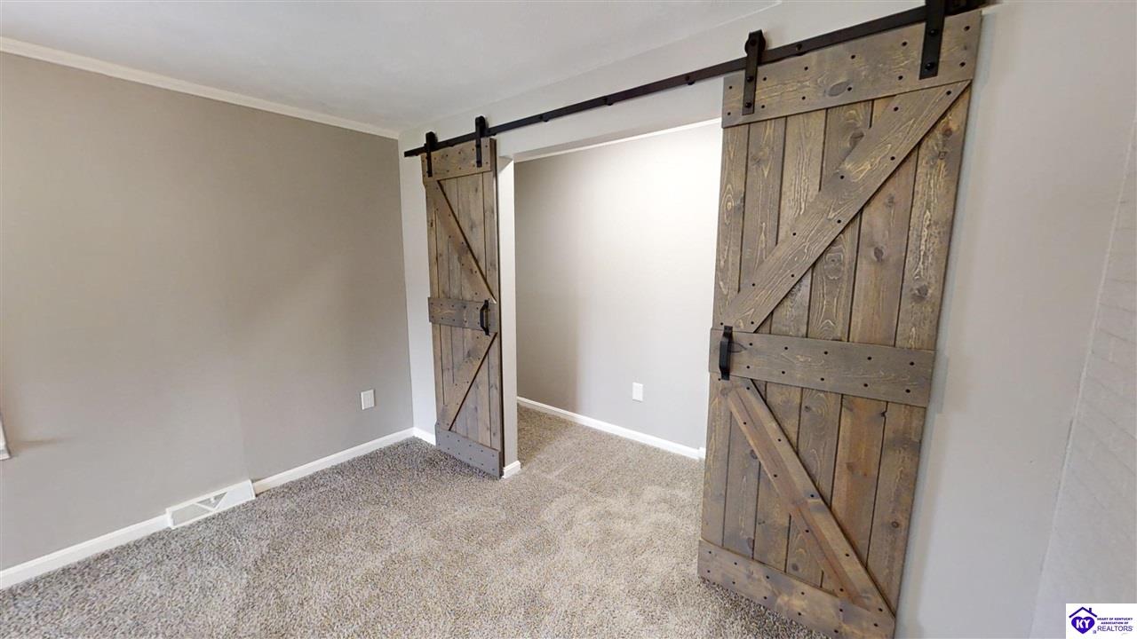 Listing Picture 902 Indian Hills Drive Elizabethtown, KY 42701 MLS HK24002801