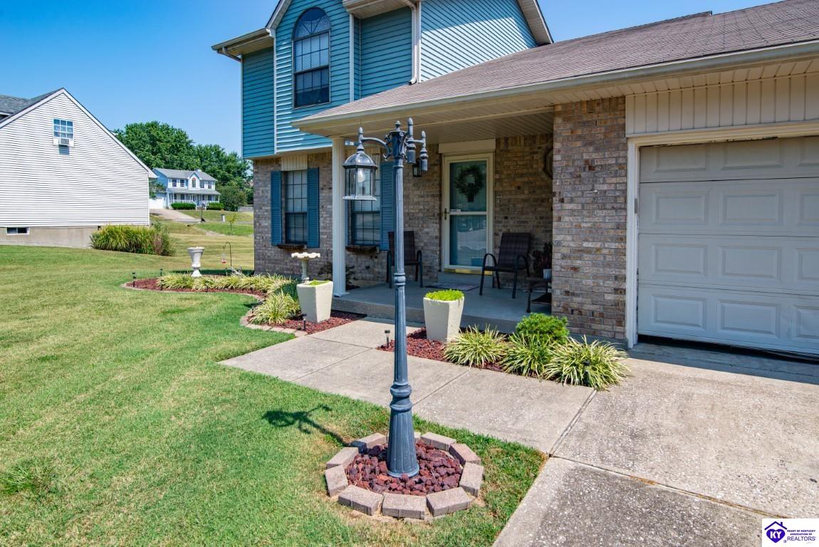 Listing Picture 2019 Oriole Drive Elizabethtown, KY 42701 MLS HK24002843