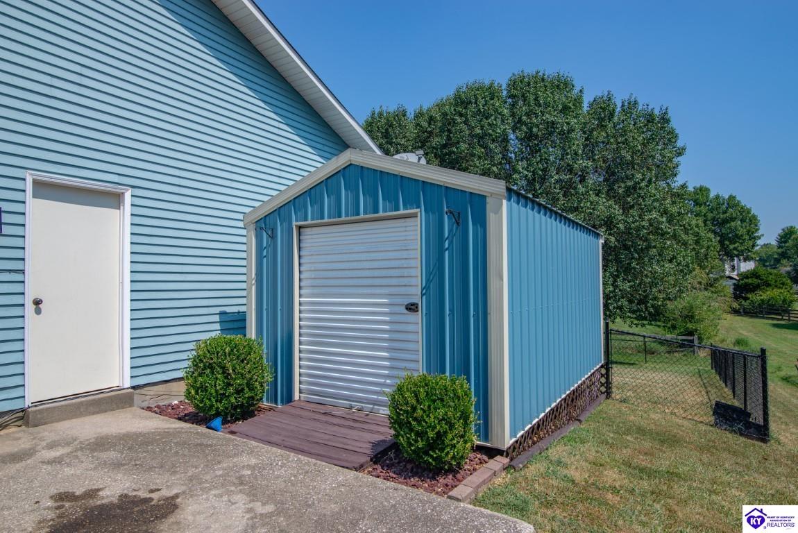 Listing Picture 2019 Oriole Drive Elizabethtown, KY 42701 MLS HK24002843