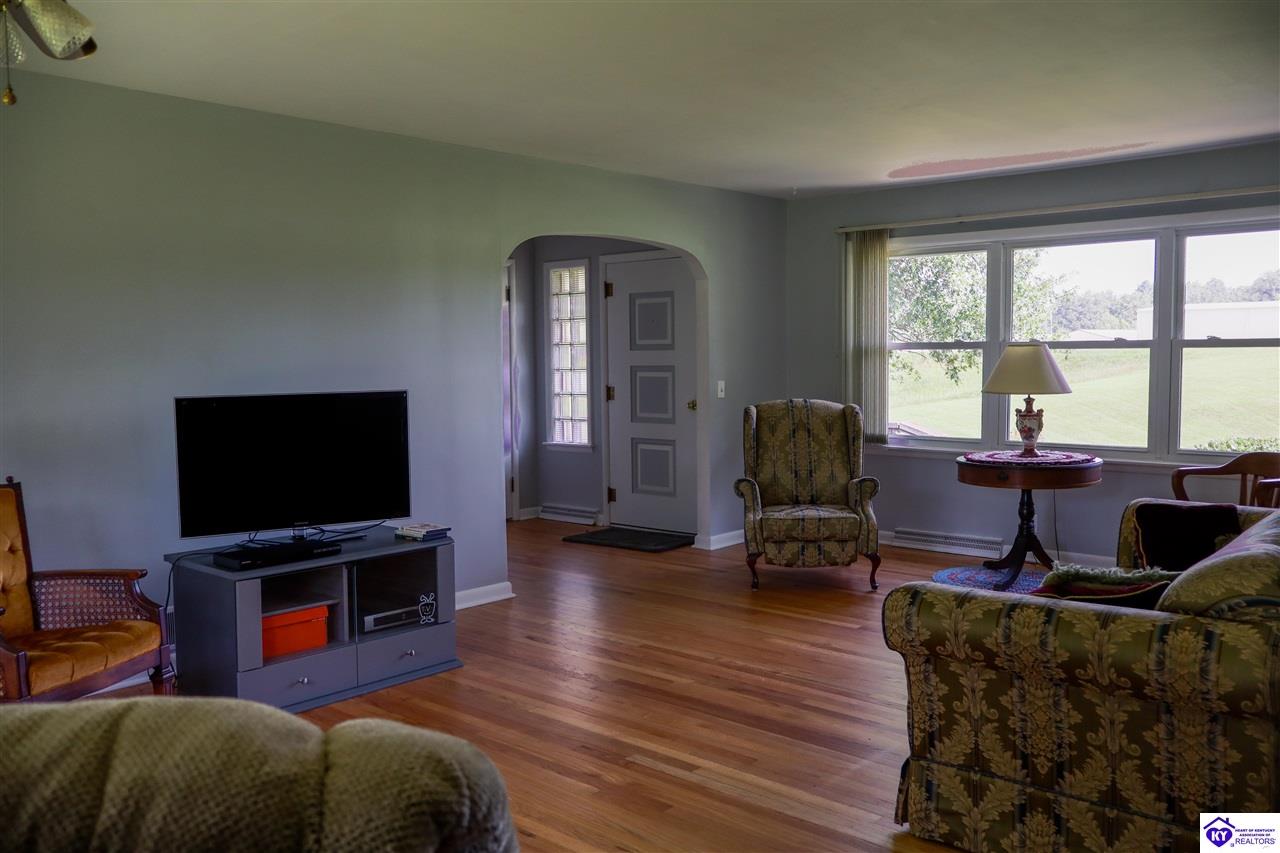 43 N Pleasant Hill Road Upton, KY 42784 #3