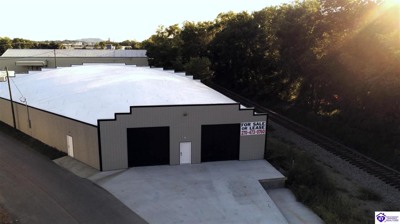 Listing Picture 107 Cherry Street Horse Cave, KY 42749 MLS HK24002947