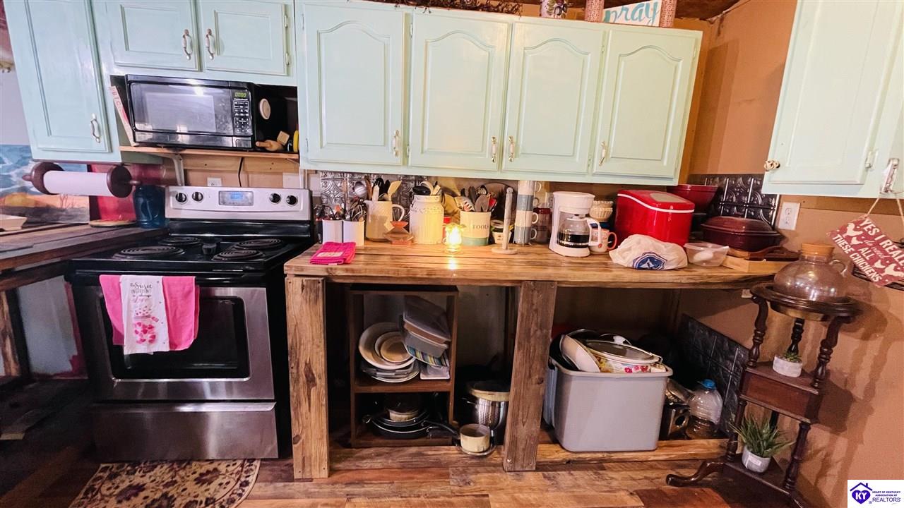 Listing Picture 96 J Oaks Rd Nancy, KY 42544 MLS HK24003003