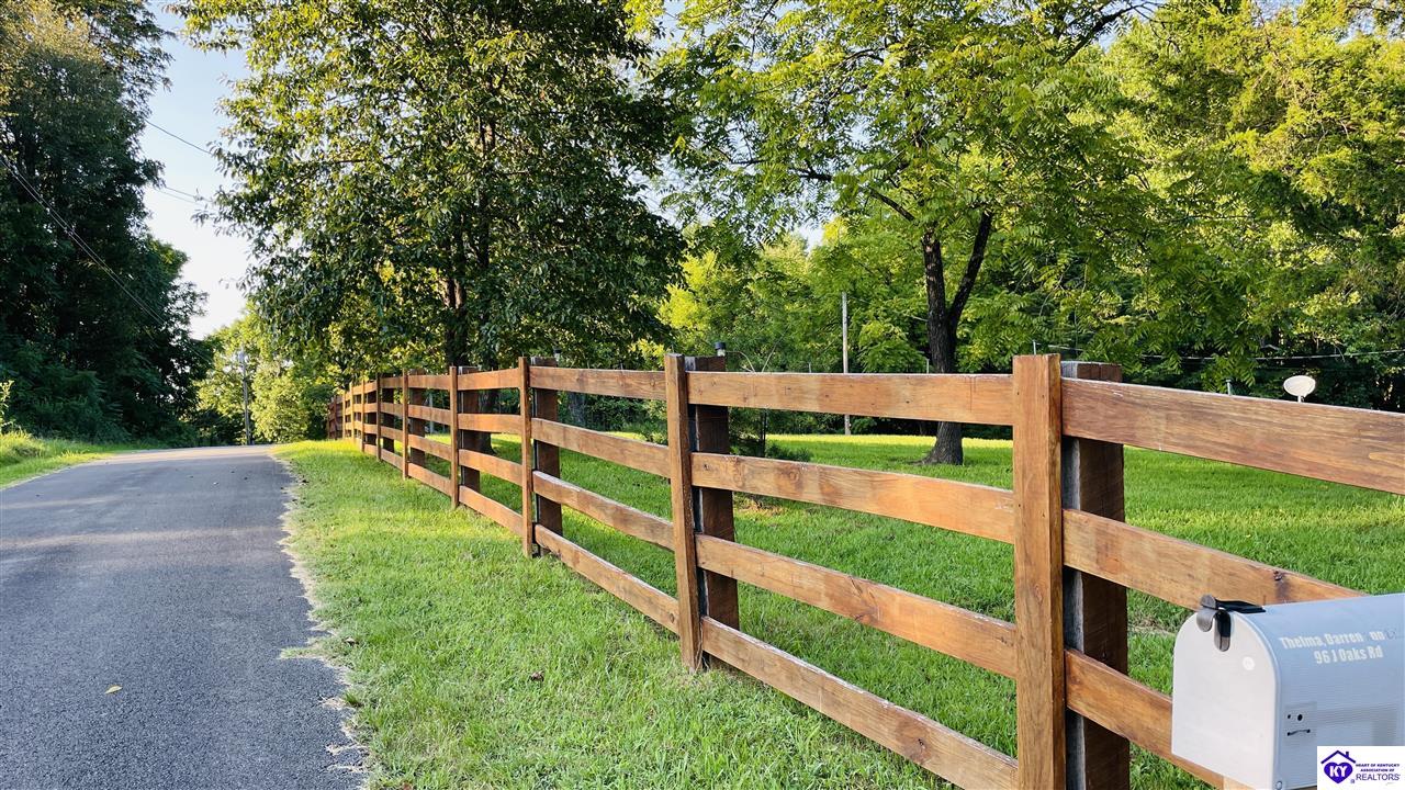 Listing Picture 96 J Oaks Rd Nancy, KY 42544 MLS HK24003003