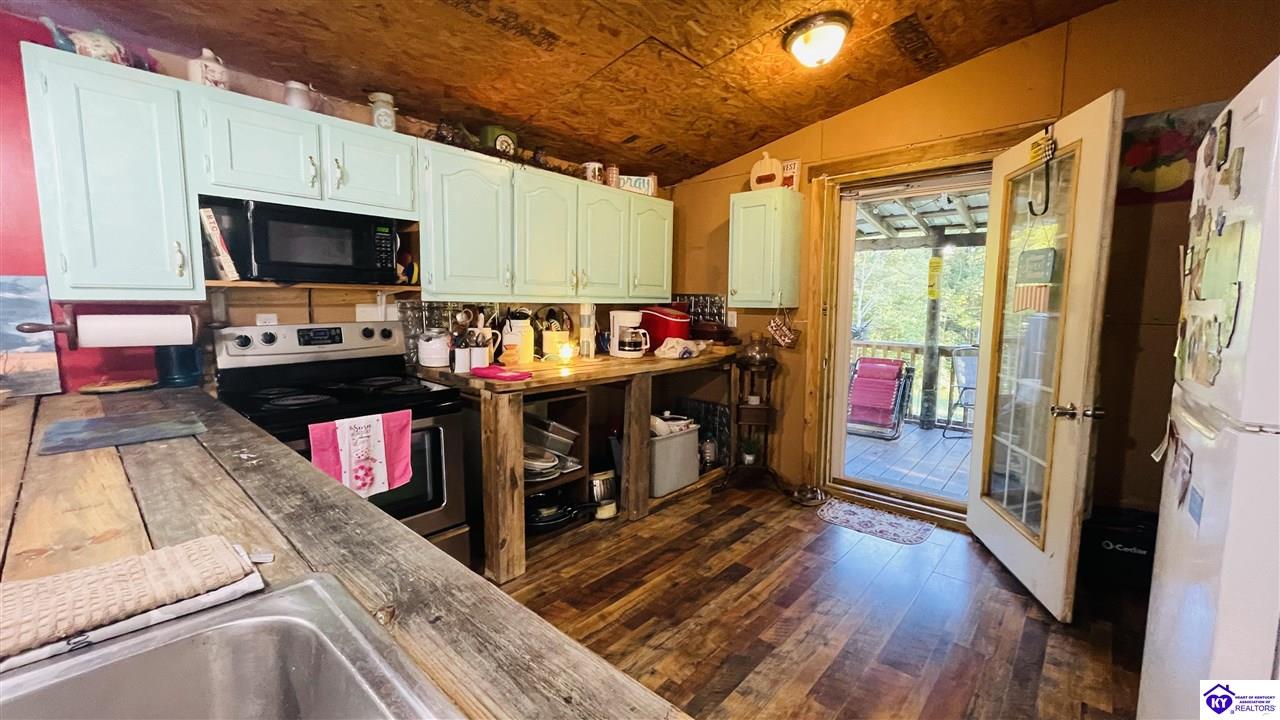 Listing Picture 96 J Oaks Rd Nancy, KY 42544 MLS HK24003003