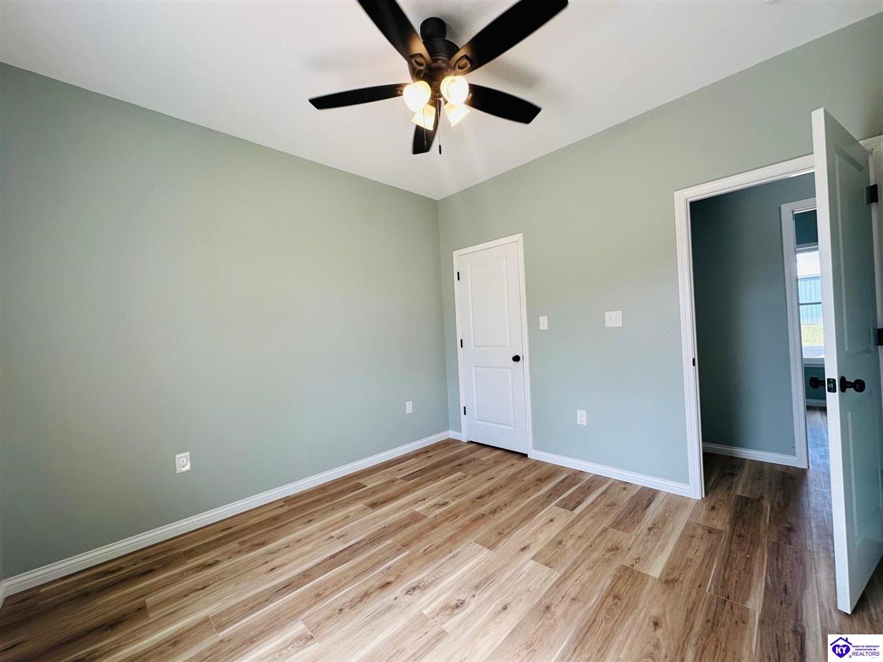 Listing Picture 120 Phillips Lane Campbellsville, KY 42718 MLS HK24003092