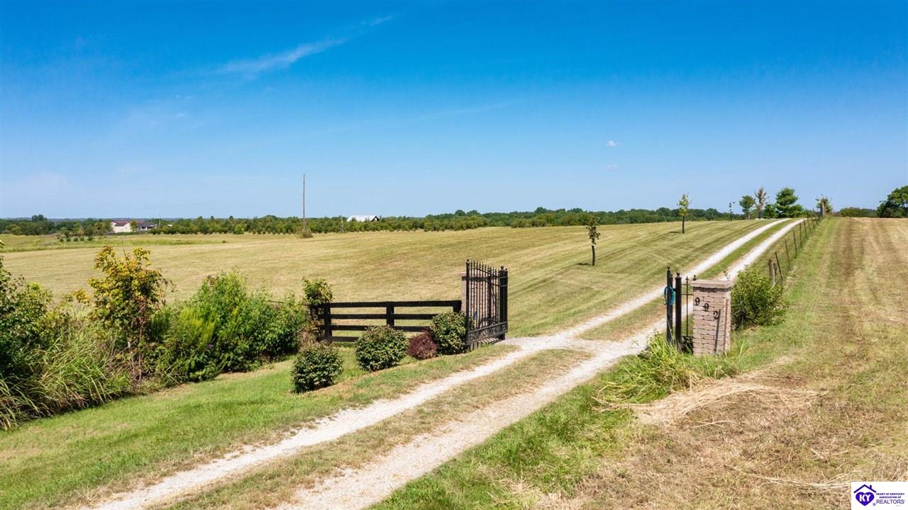 Listing Picture 992 Irwin Lane Pleasureville, KY 40057 MLS HK24003128