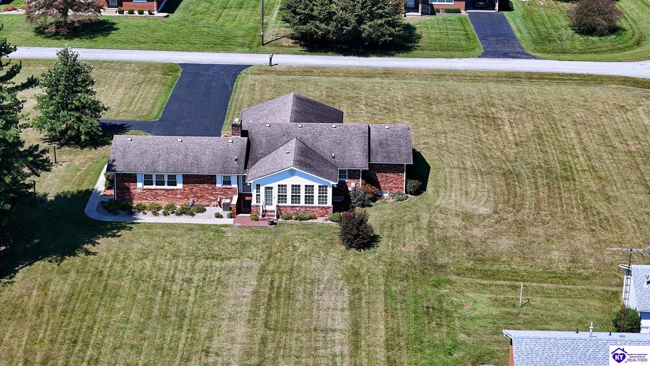 Listing Picture 26 Rogers Drive Magnolia, KY 42757 MLS HK24003189