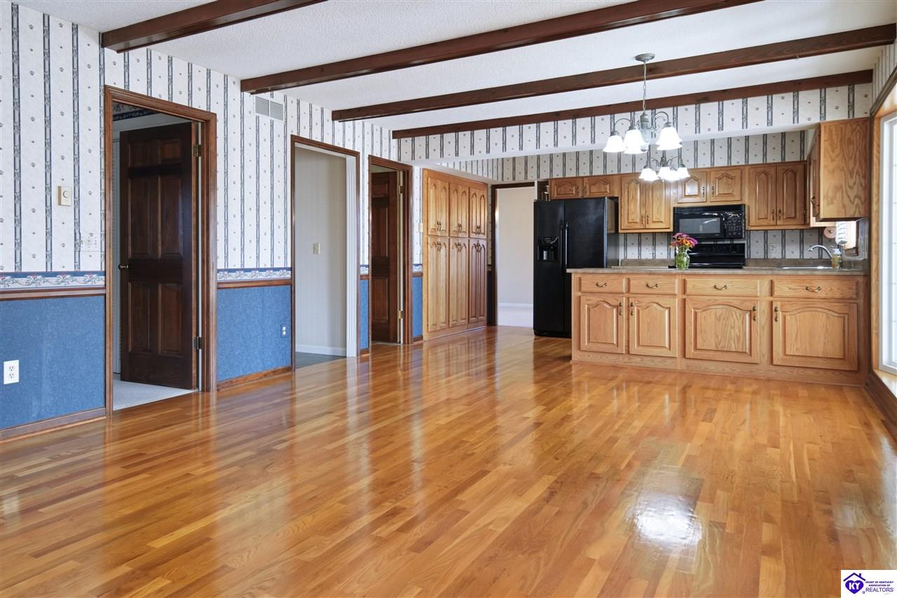 Listing Picture 26 Rogers Drive Magnolia, KY 42757 MLS HK24003189