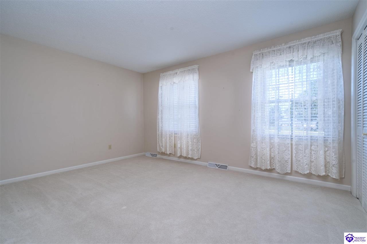 Listing Picture 26 Rogers Drive Magnolia, KY 42757 MLS HK24003189