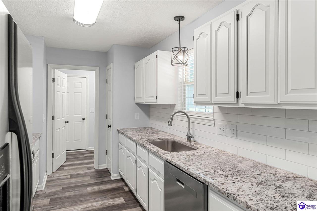 Listing Picture 408 Bertha Way Vine Grove, KY 40175 MLS HK24003218