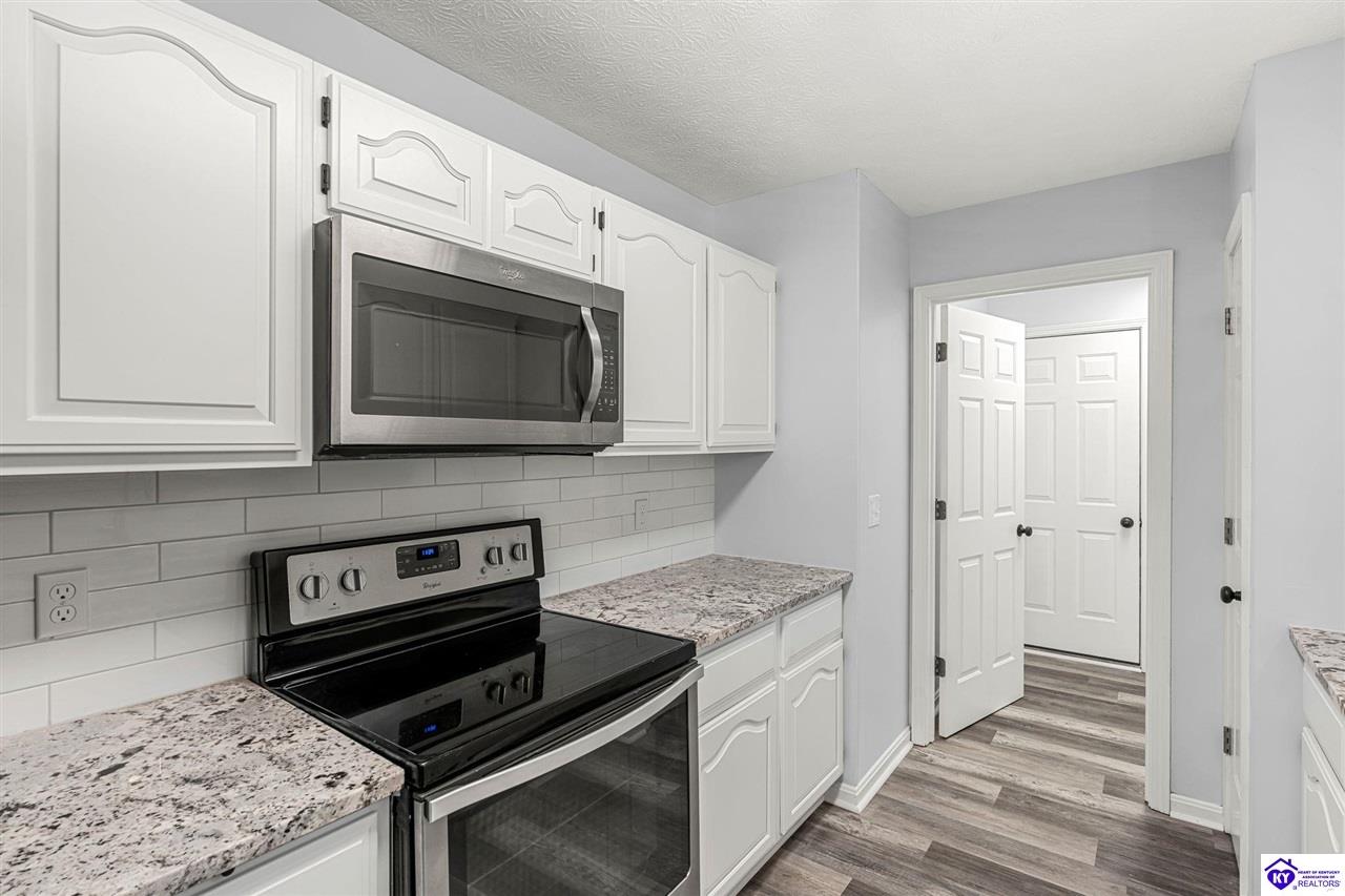 Listing Picture 408 Bertha Way Vine Grove, KY 40175 MLS HK24003218