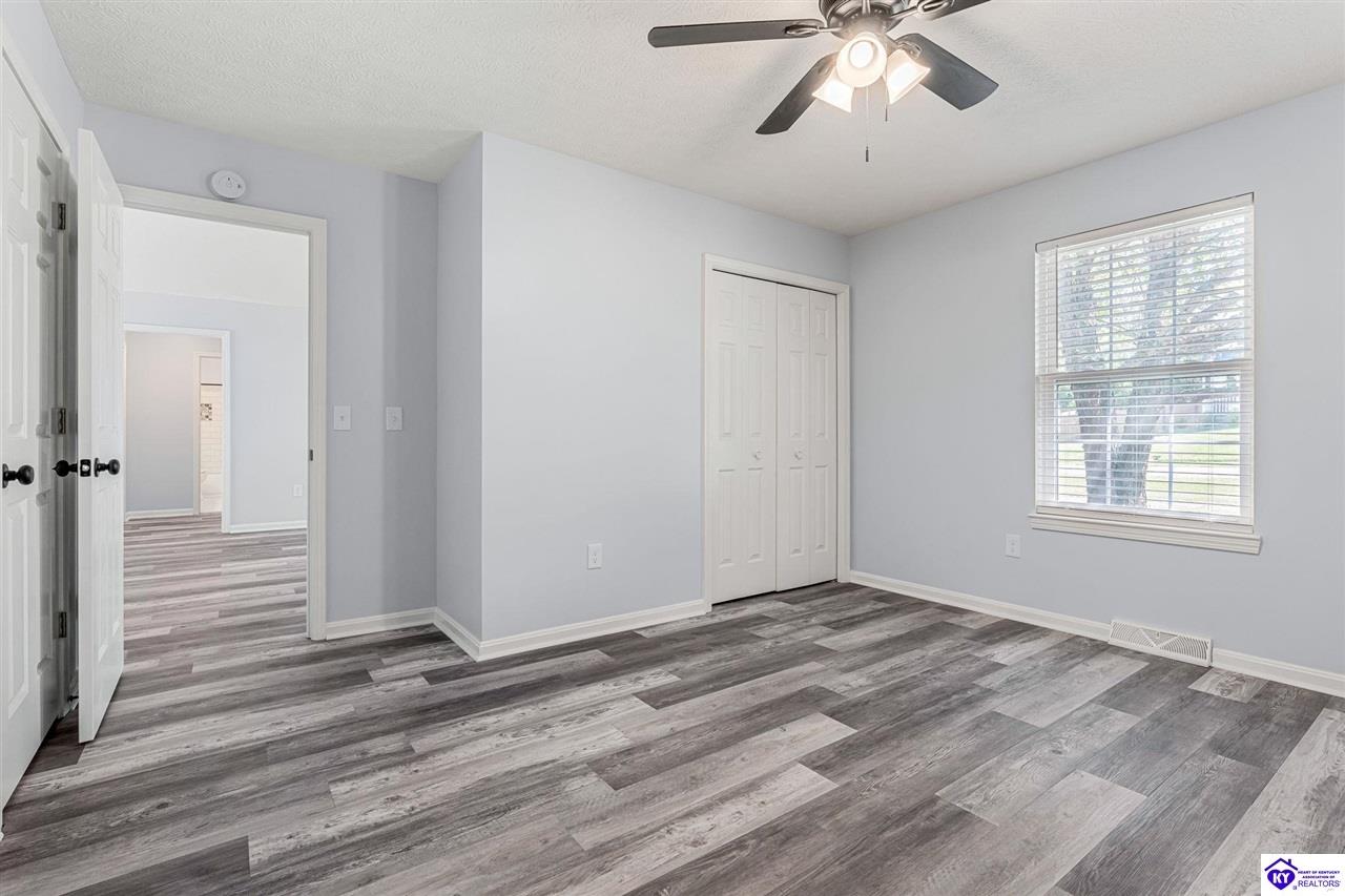 Listing Picture 408 Bertha Way Vine Grove, KY 40175 MLS HK24003218